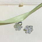Loco FRIVOLE SILVER FLOWER DIAMOND EARRINGS