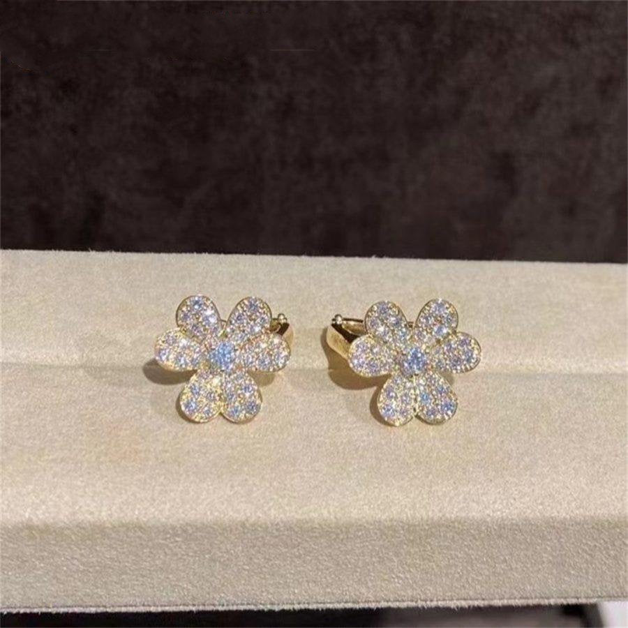 Loco FRIVOLE GOLD FLOWER DIAMOND EARRINGS