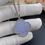 Loco CLOVER SILVER CHALCEDONY BIG CLOVER NECKLACE