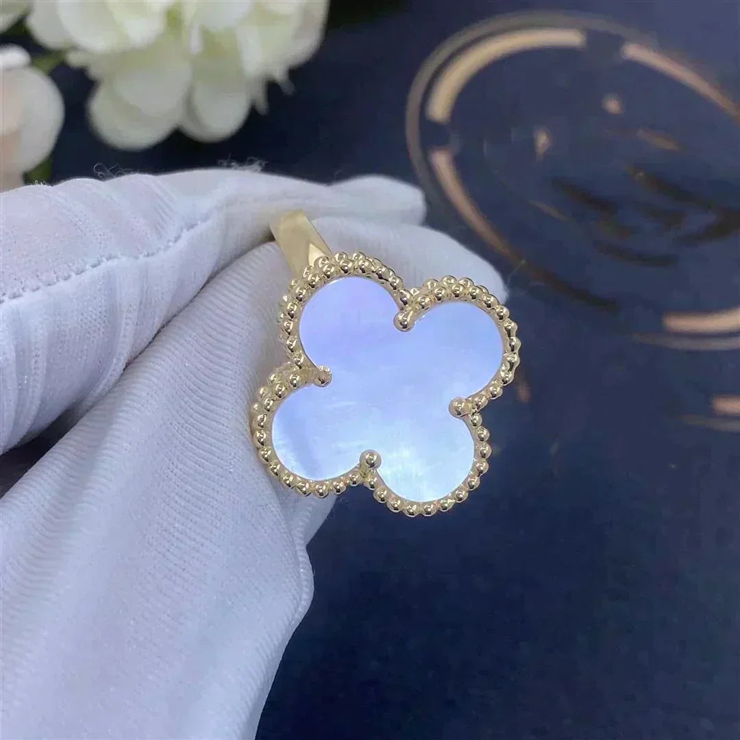 Loco CLOVER WHITE MOP RING