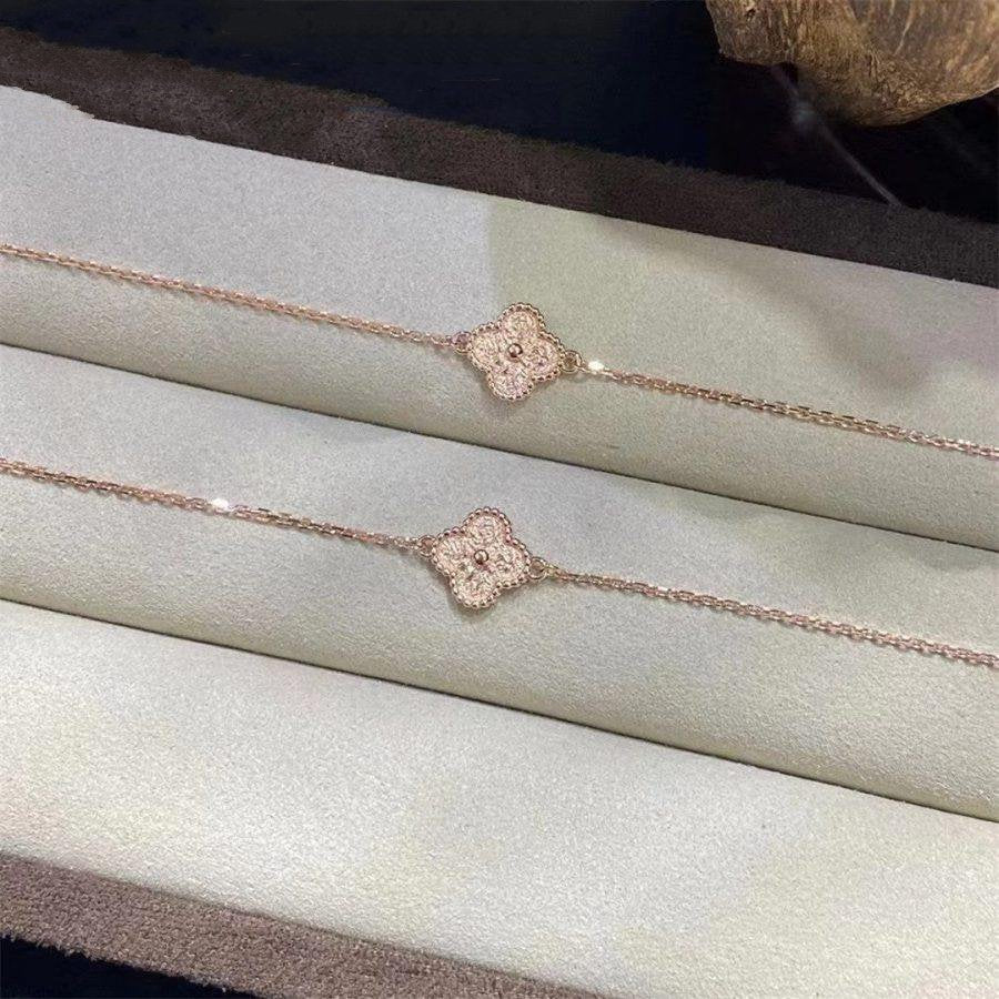 Loco CLOVER SINGLE FLOWER BRACELET