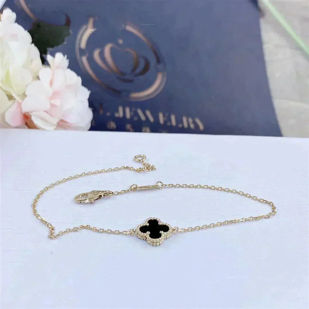 Loco CLOVER ONYX SINGLE FLOWER BRACELET