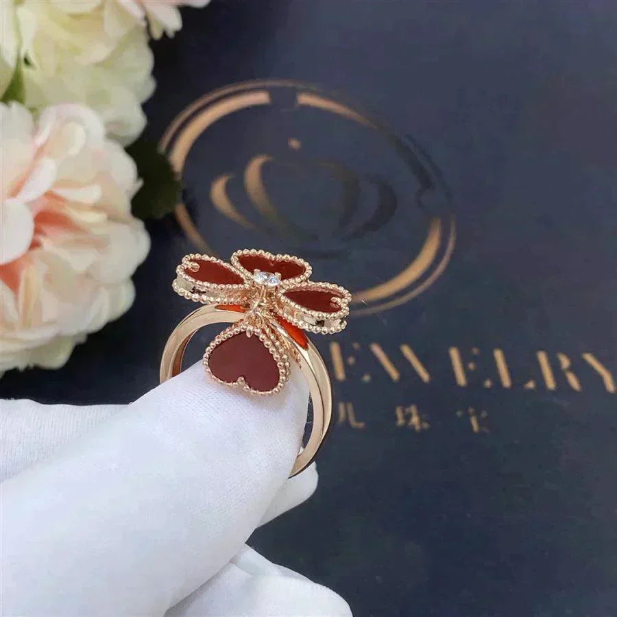 Loco SWEET CLOVER CARNELIAN RING