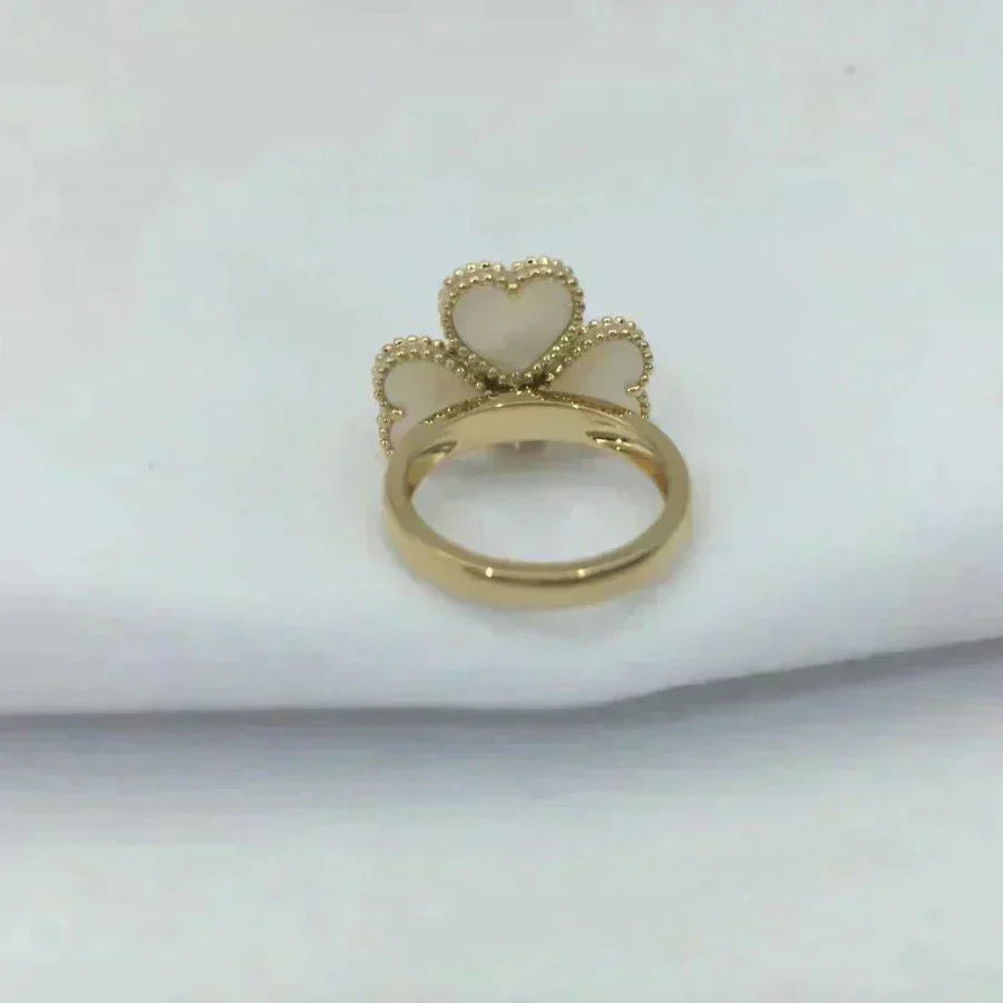 Loco SWEET CLOVER WHITE MOP RING