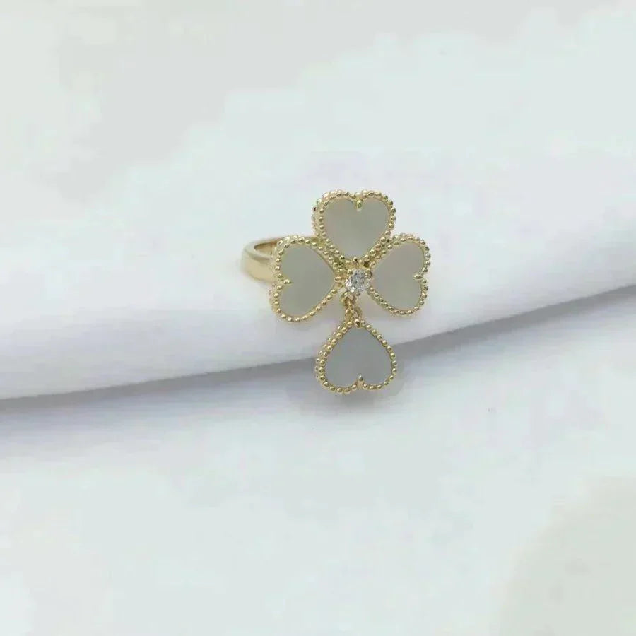 Loco SWEET CLOVER WHITE MOP RING