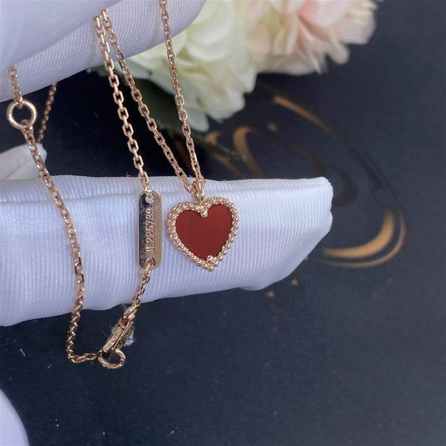 Loco SWEET CLOVER CARNELIAN HEART NECKLACE
