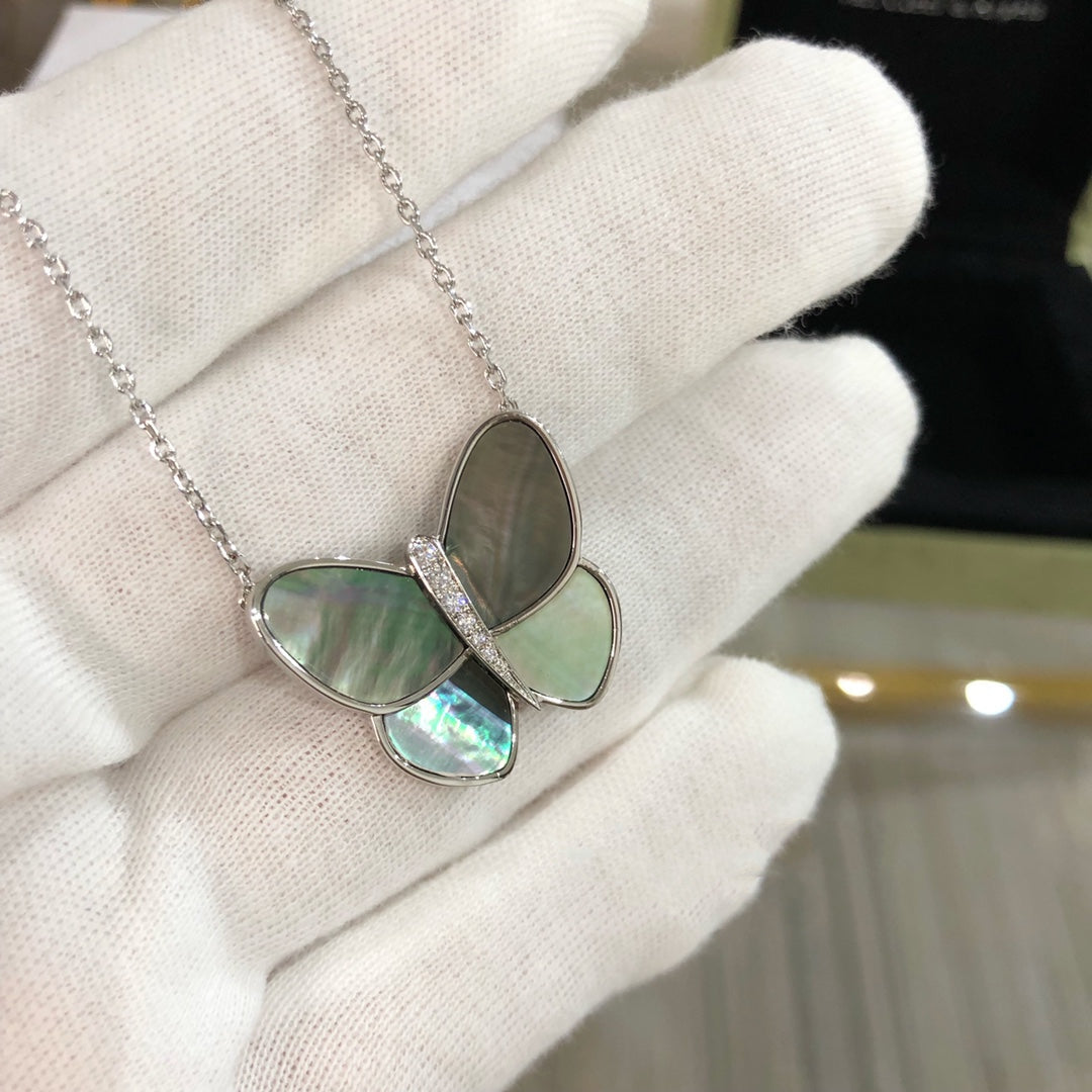 Loco LARGE BUTTERFLY SILVER PENDANT DIAMOND NECKLACE