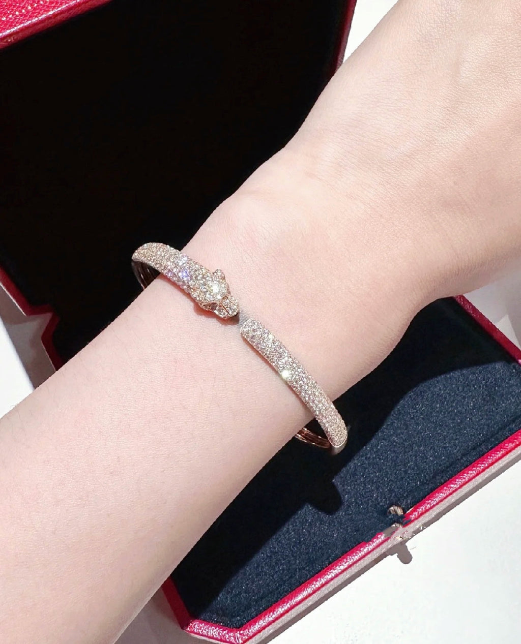 Loco PANTHERE FULL DIAMOND OPEN BRACELET