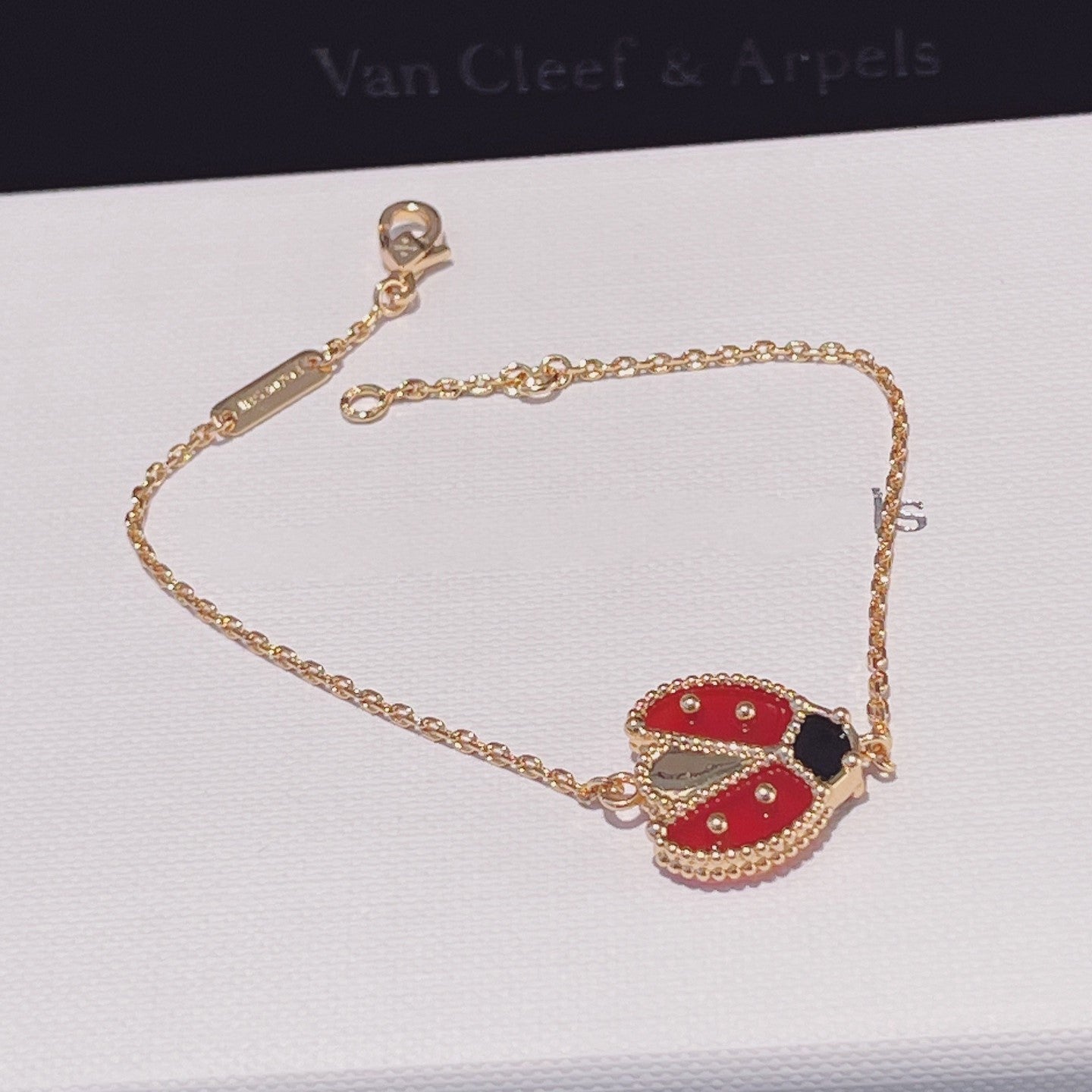 Loco LUCKY SPRING 1 MOTIF PINK GOLD BRACELET
