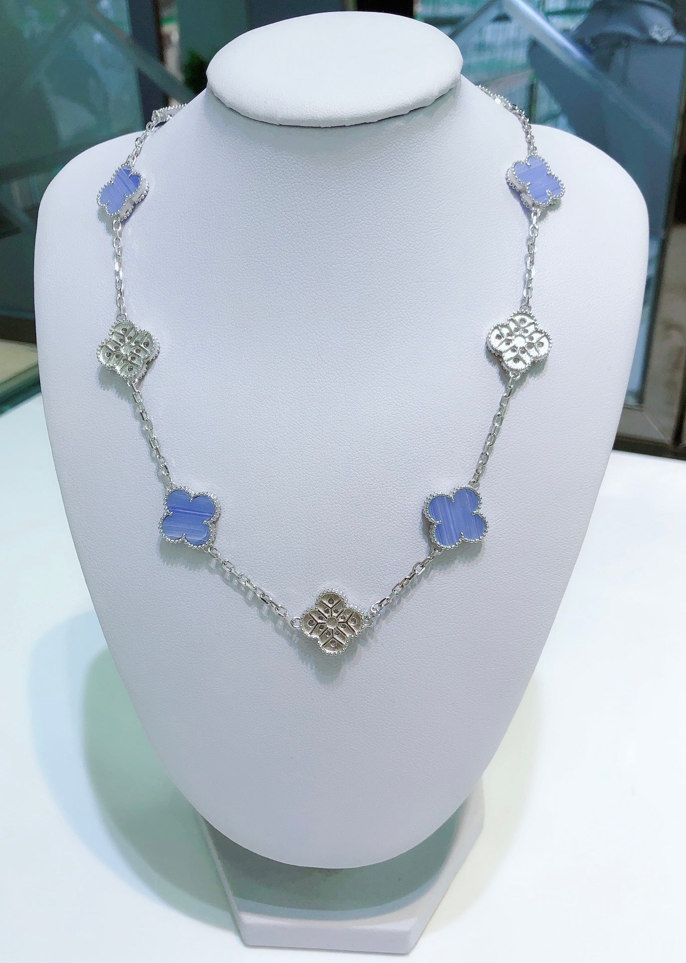 Loco CLOVER 10 MOTIFS CHALCEDONY DIAMONDS SILVER NECKLACE