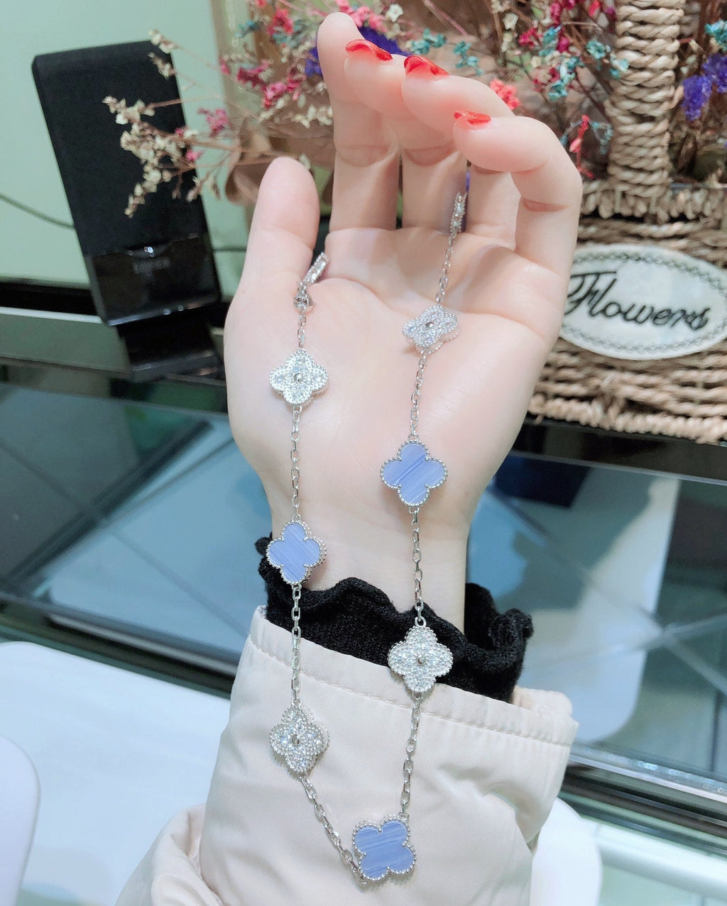 Loco CLOVER 10 MOTIFS CHALCEDONY DIAMONDS SILVER NECKLACE