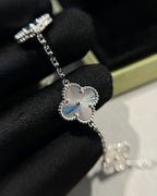 [Loco ]New  CLOVER 5 MOTIF LASER BRACELET COLLECTION