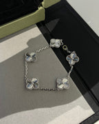 [Loco ]New  CLOVER 5 MOTIF LASER BRACELET COLLECTION